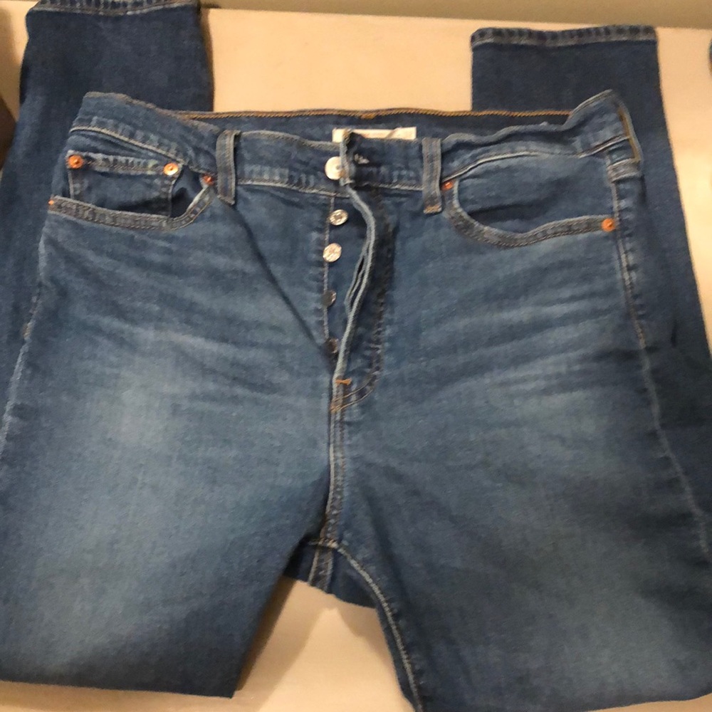 Levi’s wedgie skinny